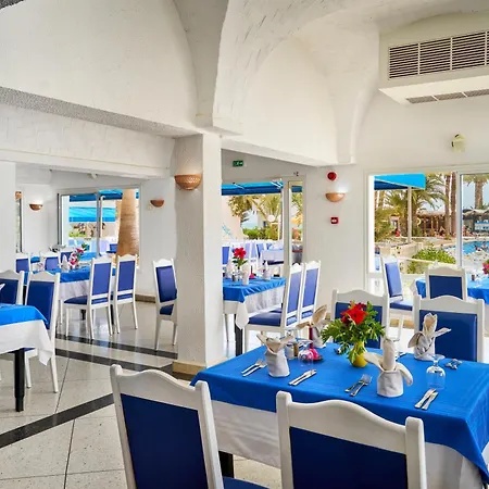 Hari Club Beach Resort-2